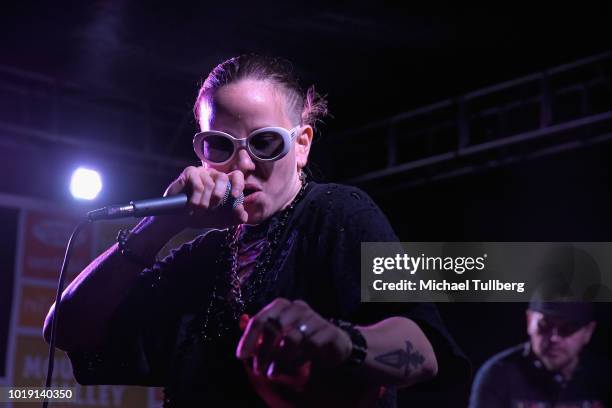 44 Nina Dioz Stock Photos, High-Res Pictures, and Images - Getty Images