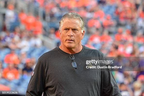 Lance R Barone Co-offensive line coach Clancy Barone of the Minnesota Vikings walks ...