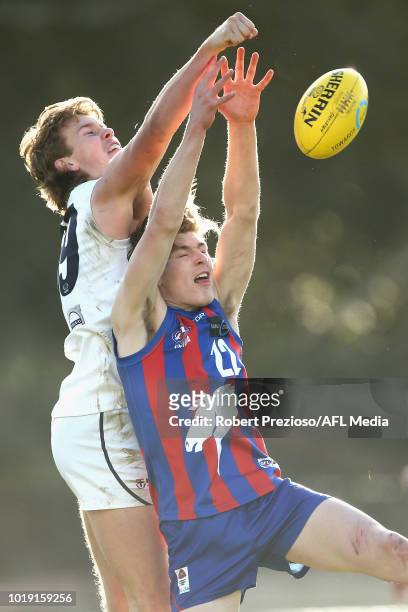 Dylan Williams of Oakleigh Chargers contests the ball during the TAC Cup round 15 match between Oakleigh Chargers and Sandringham Dragons at Avalon...