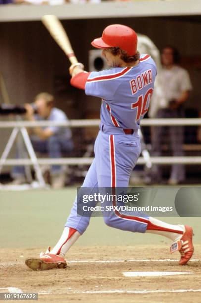 Larry Bowa of the Philadelphia Phillies at bat during a game from his 1978 season with the Philadelphia Phillies. Larry Bowa played for 17 years with...