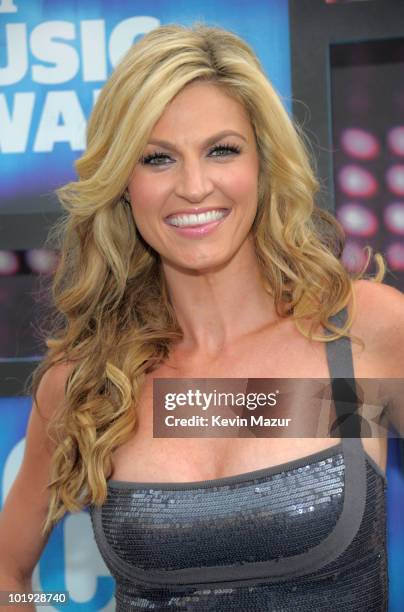 Erin Andrews attends the 2010 CMT Music Awards at the Bridgestone Arena on June 9, 2010 in Nashville, Tennessee.