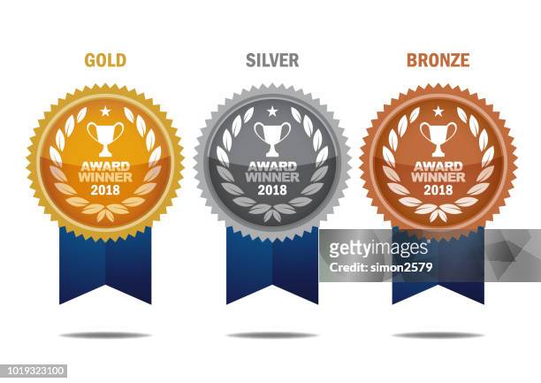stockillustraties, clipart, cartoons en iconen met winnaar van de gouden, zilveren en bronzen medailles - silver metal