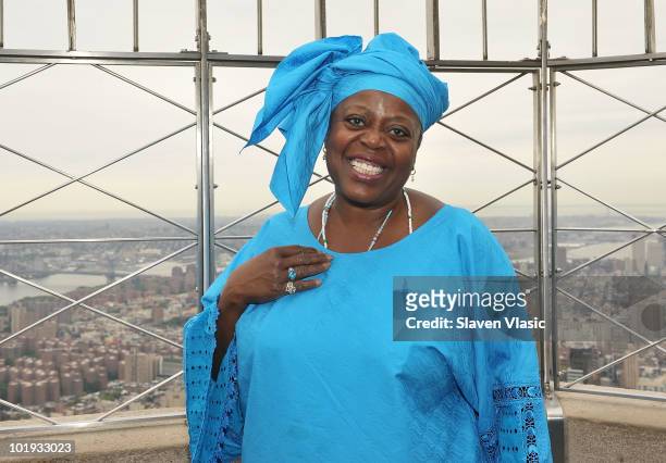 Tony Awards nominee Lillias White visits The Empire State Building on June 9, 2010 in New York City.