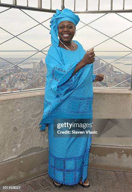 Tony Awards nominee Lillias White visits The Empire State Building on June 9, 2010 in New York City.