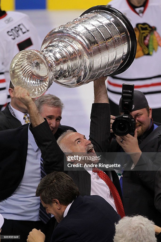 Stanley Cup Finals - Chicago Blackhawks v Philadelphia Flyers - Game Six