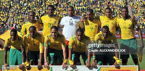 - This picture taken on June 5, 2010 in Pretoria shows South African national football team players Midfielder Reneilwe Letsholonyane, Defender...