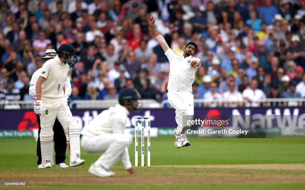 England v India: Specsavers 3rd Test - Day Two