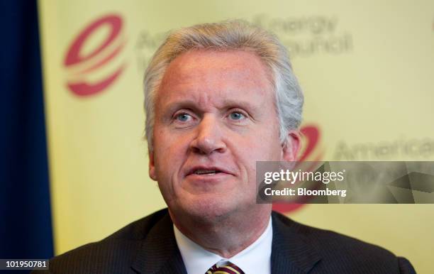 Jeffrey Immelt, chief executive officer of General Electric Co., speaks during an American Energy Innovation Council news conference at the Newseum...