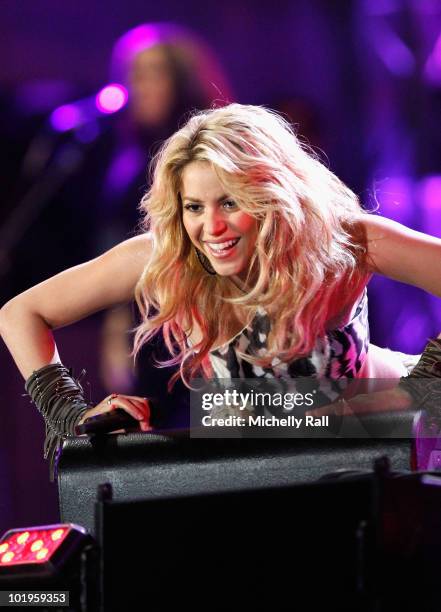 Shakira And Fifa World Cup South Africa 2010 Photos and Premium High