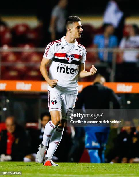 Shaylon of Sao Paulo celebrates after scoring the first goal of his team during the match against Chapecoense for the Brasileirao Series A 2018 at...