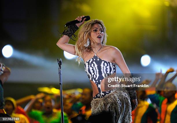 Shakira World Cup Photos and Premium High Res Pictures - Getty Images