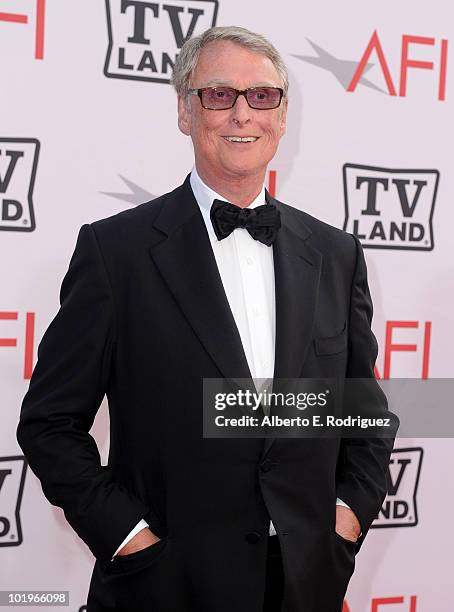 Honoree Mike Nichols arrives at the 38th AFI Life Achievement Award honoring Mike Nichols held at Sony Pictures Studios on June 10, 2010 in Culver...