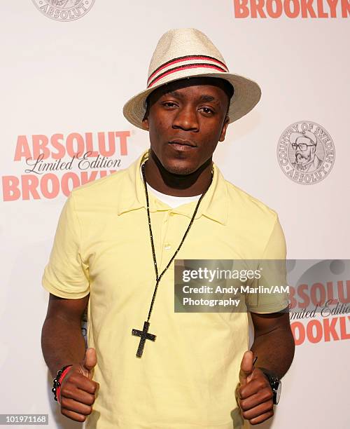 Rapper Iyaz Photos and Premium High Res Pictures - Getty Images