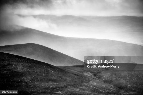 rows or layers of mountains, hills, cairngorms, scotland - landscape black and white stockfoto's en -beelden