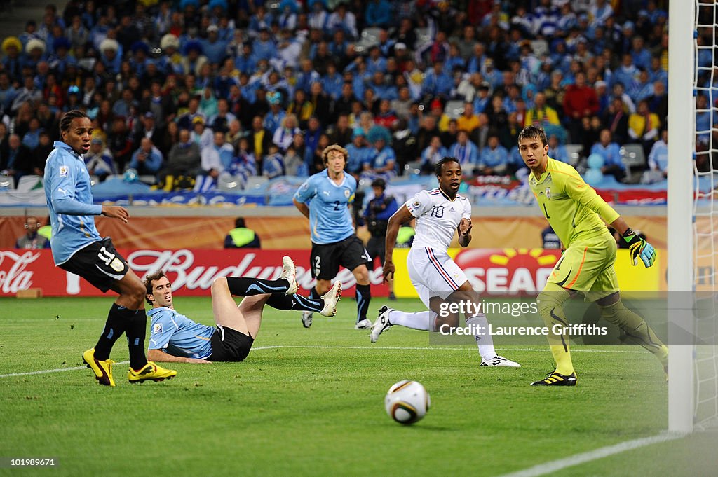 Uruguay v France: Group A - 2010 FIFA World Cup