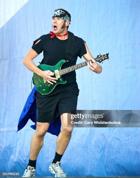 Adam D Adam Dutkiewicz Photos and Premium High Res Pictures - Getty Images