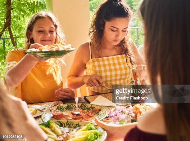 al fresco dining - 40 2018 stock pictures, royalty-free photos & images