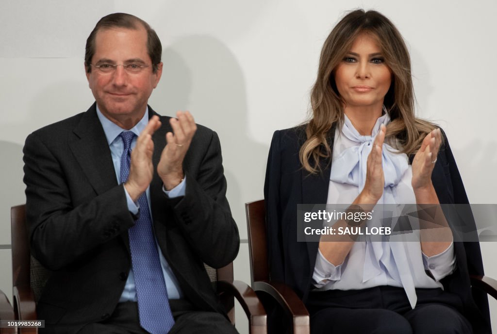 US-POLITICS-TRUMP-CYBERBULLYING