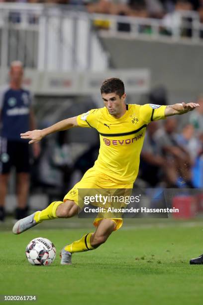 Christian Pulisic of Dortmund battles for the ball with of Fuerth during the DFB Cup first round match between SpVgg Greuther Fuerth and BVB Borussia...