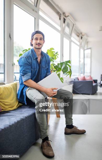 Hippy Computer Programmer Programmer Hipster Photos and Premium High Res Pictures - Getty Images
