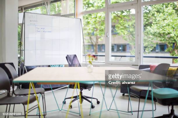 empty conference room in new office - empty desk stock pictures, royalty-free photos & images
