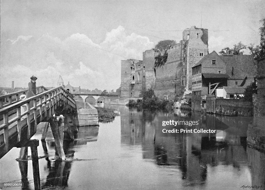 Newark Castle And Bridge