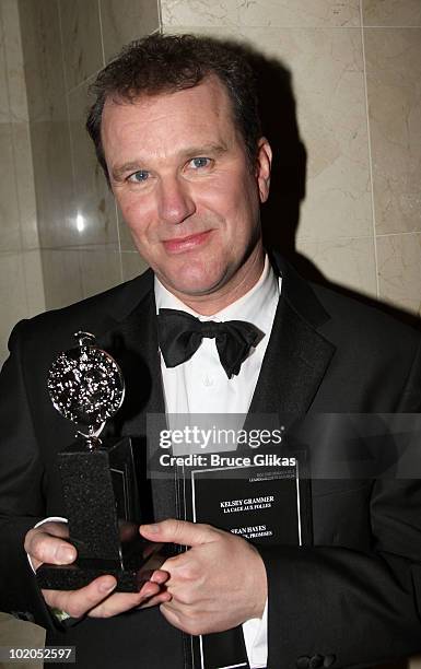 Douglas Hodge attends the 64th Annual Tony Awards at Radio City Music Hall on June 13, 2010 in New York City.