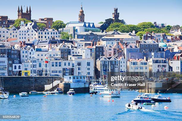 st. peter port, guernsey - port st ストックフォトと画像