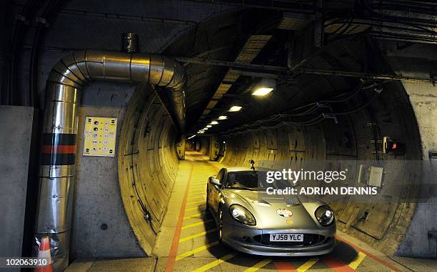 153 Channel Tunnel Car Stock Photos High Res Pictures And Images 153-channel-tunnel-car-stock-photos-high-res-pictures-and-images