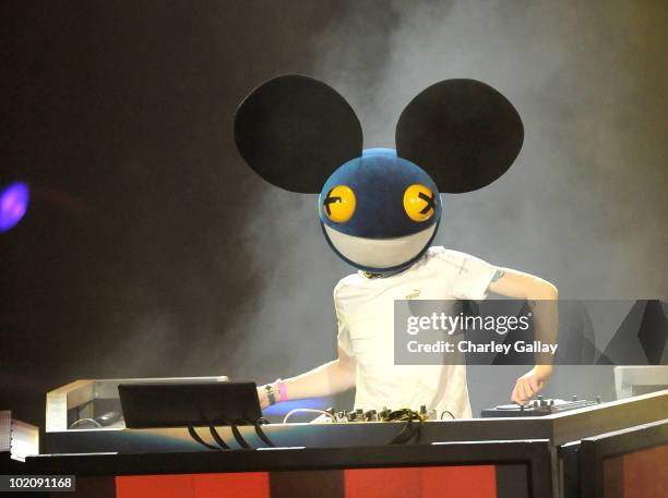 Deadmau5 performs at the Activision E3 2010 preview held at Staples Center on June 14, 2010 in Los Angeles, California.