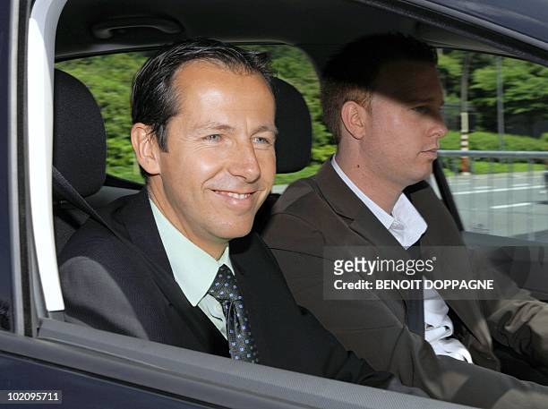 Ecolo's co-chairman Jean-Michel Javaux arrives for his consultation with King Albert II, on June 15, 2010 at the Royal Castle in Laeken-Laken,...