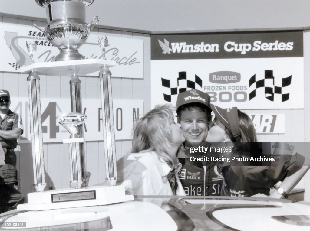 Linda Ricky Rudd Ricky Rudd gets a kiss from his wife Linda and Sandi Fix, Miss... News ...