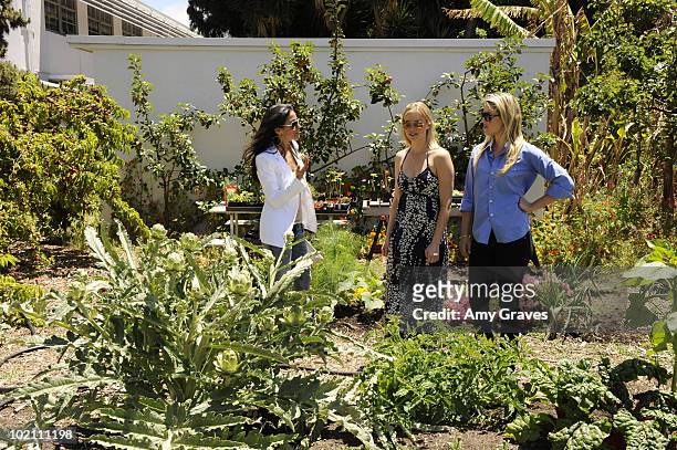 Actresses Emmanuelle Chriqui, Amy Smart and Ali Larter attend the Environmental Media Association and Yes to Carrots Garden Luncheon at The Learning...