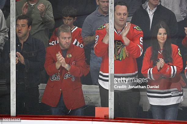 Actors Jeremy Piven, Peter Billingsley, Vince Vaughn and Kyla Weber attend Game Five of the 2010 NHL Stanley Cup Final between the Philadelphia...