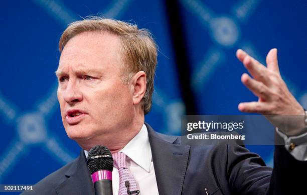 Stephen Norris, private advisor and co-founder of the Carlyle Group, speaks during the Bloomberg Link Boards & Risk Briefing conference in...