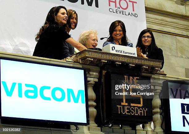 Actresses Jane Leeves,Wendie Malick, Betty White and Valerie Bertinelli ring the opening bell at the New York Stock Exchange on June 15, 2010 in New...