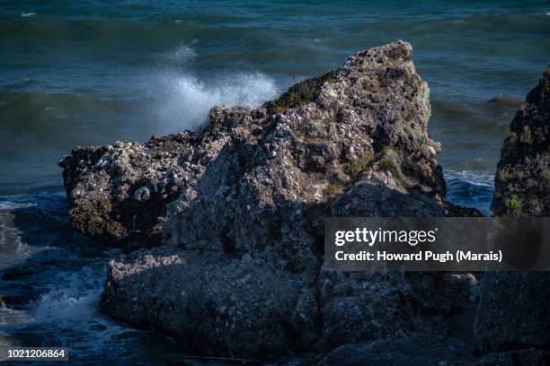 Sharp Rocks Single Sharp Rocks Photos et images de collection - Getty Images