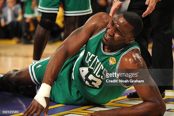 1,190 Boston Celtic Center Kendrick Perkins Stock Photos, High-Res  Pictures, and Images - Getty Images
