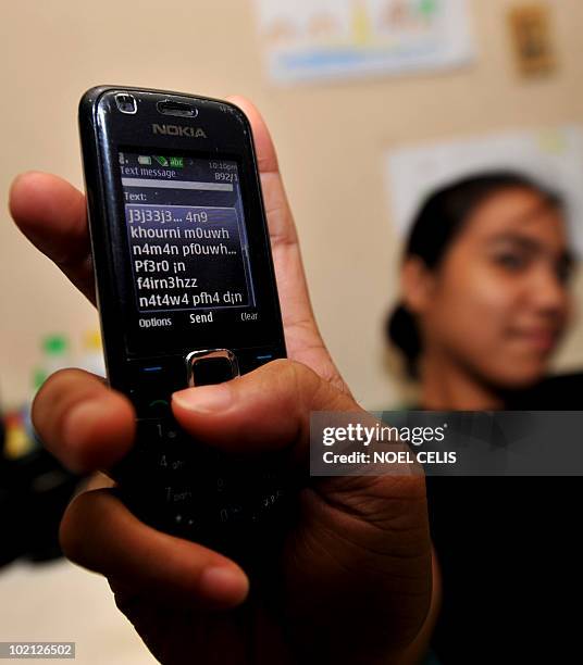 Jejemon Using Computer Jejemon Photos and Premium High Res Pictures - Getty Images