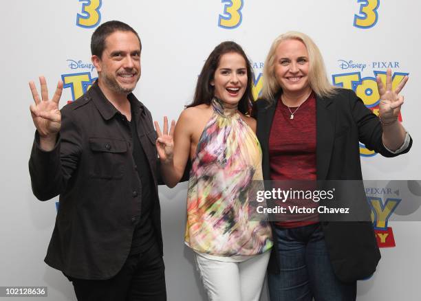 Director Lee Unkrich, producer Darla K. Anderson and colombian actress Danna Garcia attends the "Toy Story 3" photo call>> at the Four Seasons Hotel...