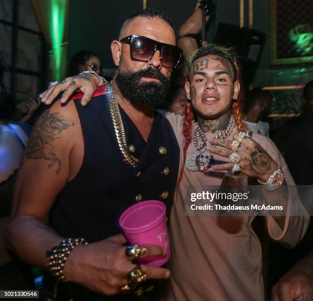 Roman Jones 21 Tekashi 69 Hosts Mr Jones Stock Photos, High-Res Pictures, and ...