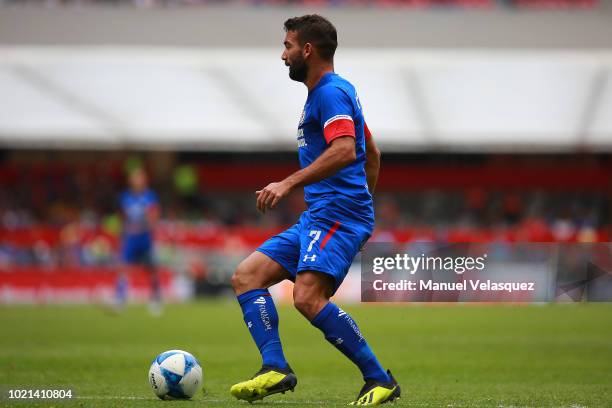 Martin Cauteruccio of Cruz Azul controls the ball during the fifth round match between Cruz Azul and Leon as part of the Torneo Apertura 2018 Liga MX...