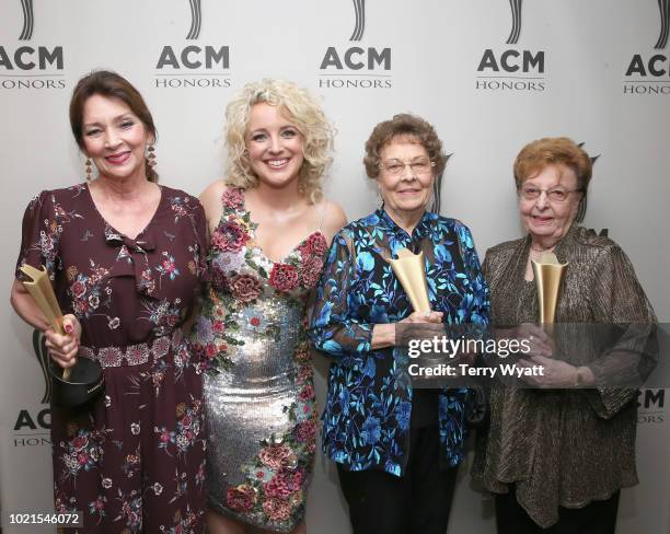 Pam Miller, Cam, Bobbie Hedrick and Garneta Johnston take photos during the 12th Annual ACM Honors at Ryman Auditorium on August 22, 2018 in...