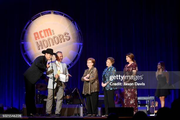 Jon Pardi, Herb Graham, Garneta Johnston, Bobbie Hedrick and Pam Miller speak onstage during the 12th Annual ACM Honors at Ryman Auditorium on August...