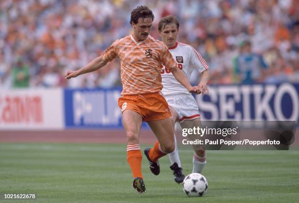 Berry van Aerle of the Netherlands in action during the UEFA Euro 88 Final between the Soviet Union and the Netherlands at the Olympiastadion on June...