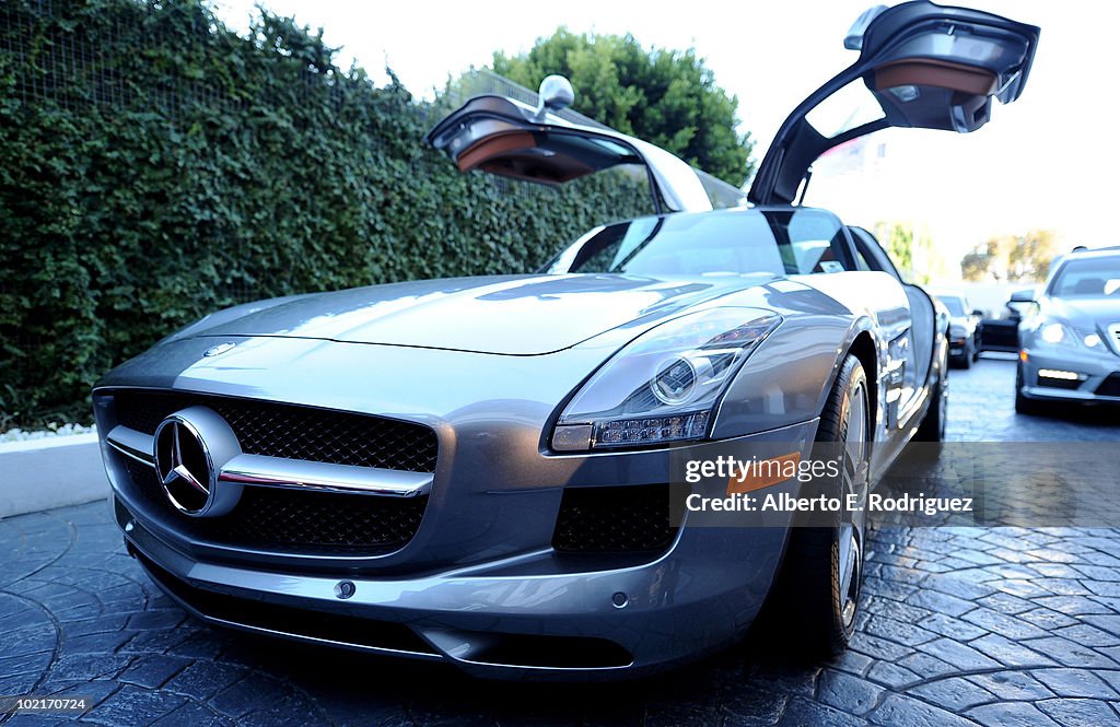 Mercedes-Benz Celebrates PlayStation 3 Gran Turismo 5 Featuring The SLS AMG