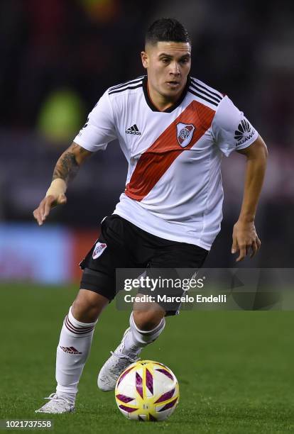 Juan Fernando Quintero of River Plate drives the ball during a match between River Plate and Belgrano as part of Superliga Argentina 2018/19 at...