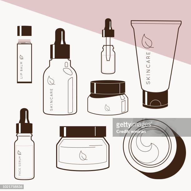 illustrazioni stock, clip art, cartoni animati e icone di tendenza di bottiglie di bellezza regime per la cura della pelle - color crema