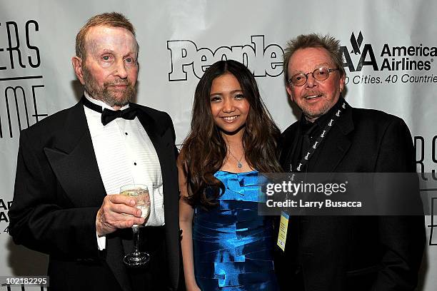 Johnny Mandel, Charice and Paul Williams attend the 41st Annual Songwriters Hall of Fame Ceremony at The New York Marriott Marquis on June 17, 2010...