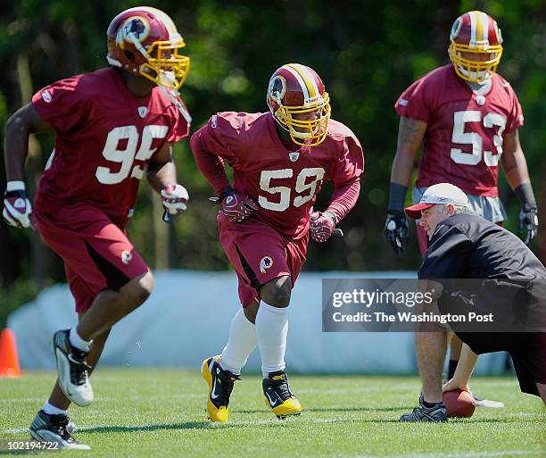 Linebacker Marcus Riley Lou Spanos Photos and Premium High Res Pictures - Getty Images
